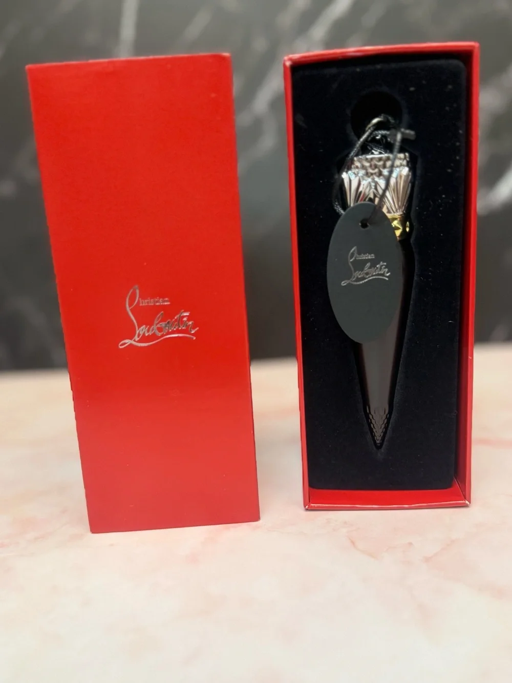 Christian Louboutin rouge RETRO BERRY